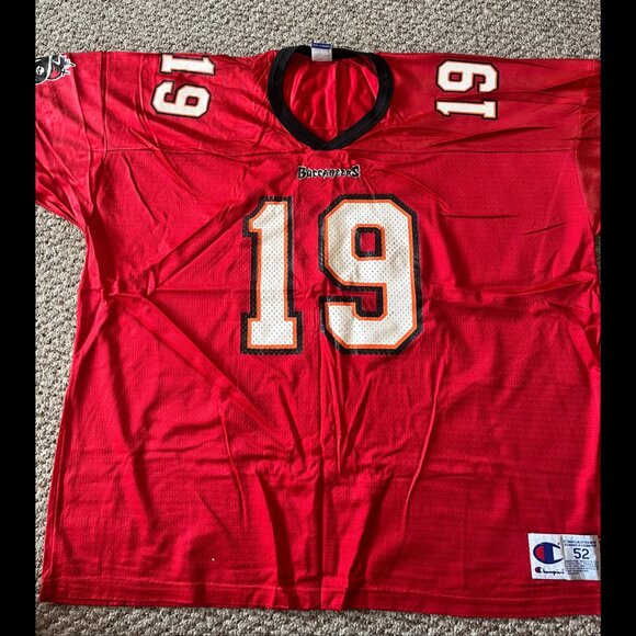 Keyshawn Johnson Tampa Bay Buccaneers Champion Red Black Football Jersey Good XL - Picture 1 of 4